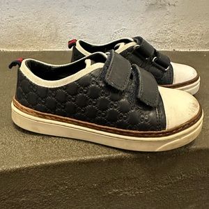 Gucci Boys Girls Guccisma GG embossed leather shoes 24